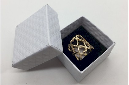 Scarf ring in box